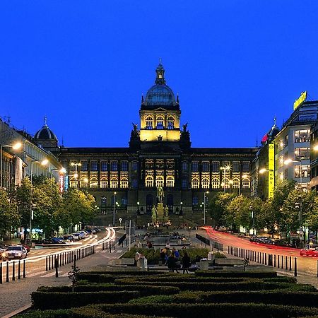 Helen Homestay Vaclavske Namesti Praga Zewnętrze zdjęcie