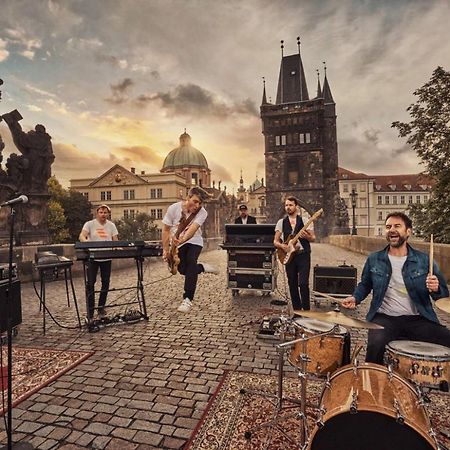 Helen Homestay Vaclavske Namesti Praga Zewnętrze zdjęcie