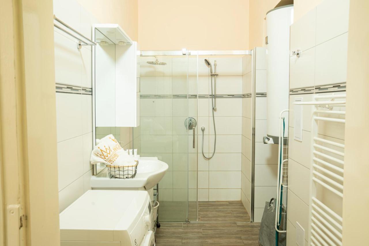 Helen Homestay Vaclavske Namesti Praga Zewnętrze zdjęcie